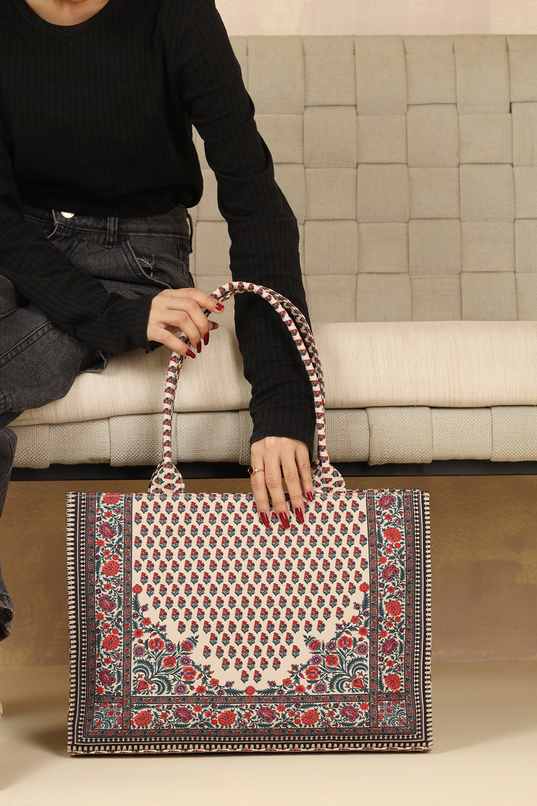 Premium Handcrafted Canvas Printed Tote Bag (SOTWB008)